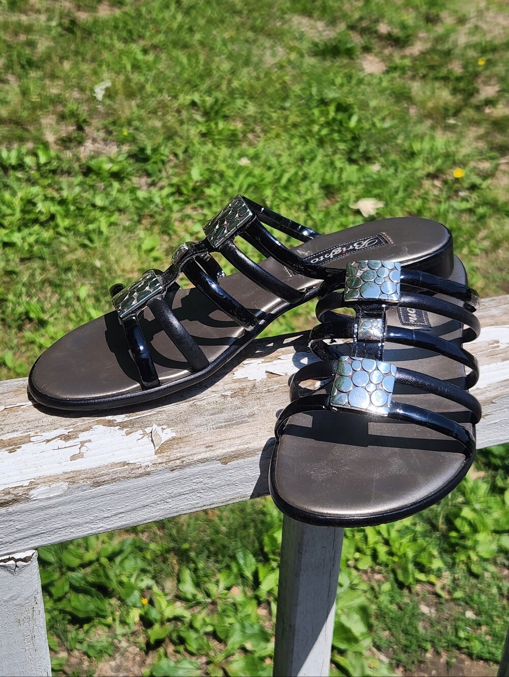 Brighton Strappy Slide Sandals With A Silver-Toned Square Adornment Size 7 EUC